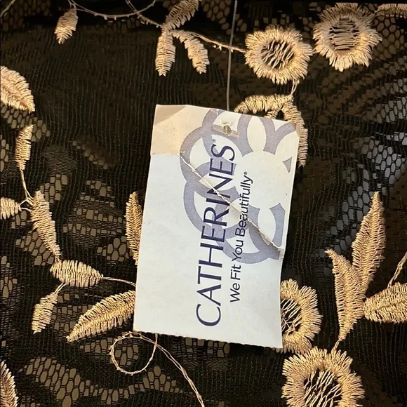 Catherines Black and Gold Embroidered Kimono - Picture 2 of 7